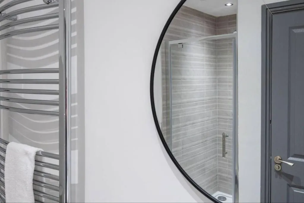 카디프 Sleek 1Br In Trendy Neighborhood 아파트